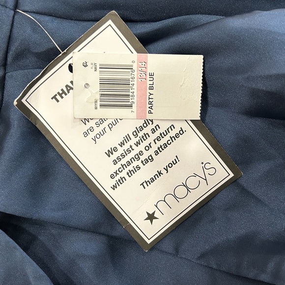 NWT B. Darlin Bustier Fit and Flair Dress with Side Pockets - Picture 10 of 10